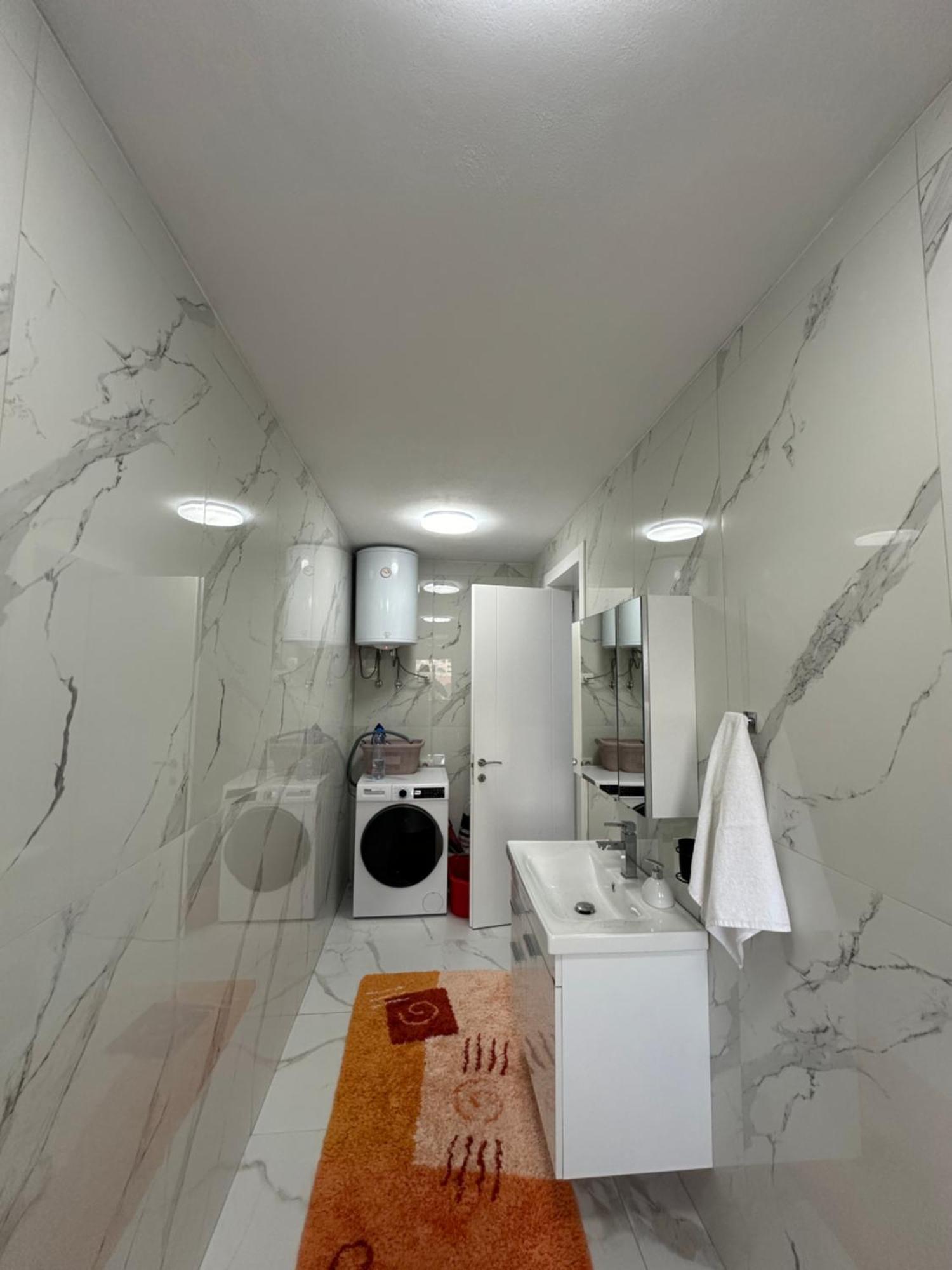 Elezi Apartment City Centre Tirana Eksteriør billede